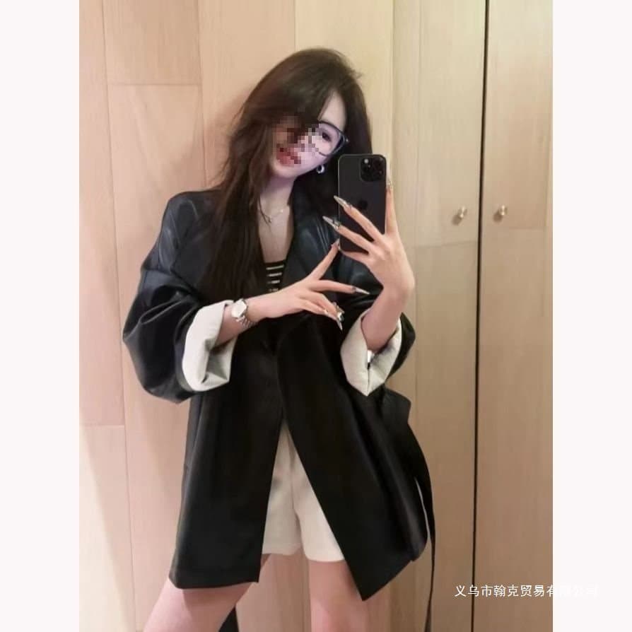 Sweet and cool style black leather jacket for women, new autumn style, vintage, tycoon style, waist-cinching, elegant and slimming trench coat jacket top