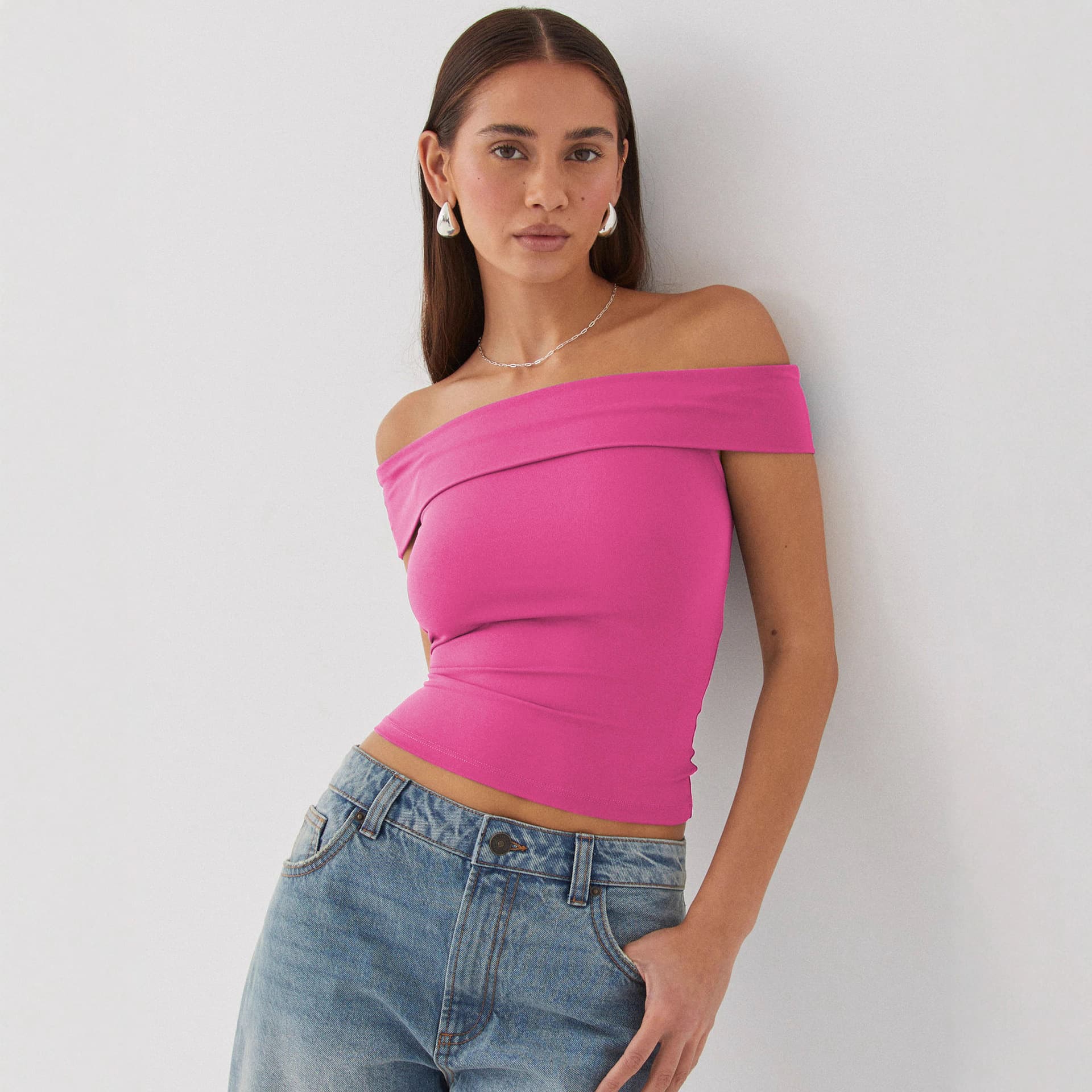 Amazon European and American Women's Fashion 2025 Summer New Off-Shoulder Sexy T-Shirt One-Shoulder Hot Girl Pure Desire Style Top