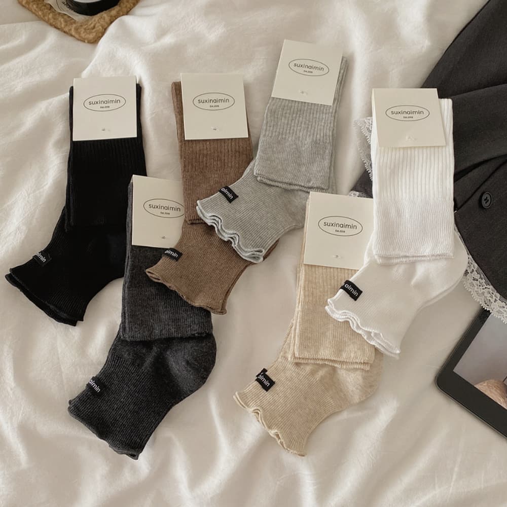 Suxinaimin Spring and Summer Thin Half-Sole Fabric Label Calf Socks, Personalized Versatile Single Sock, Simple Striped Socks