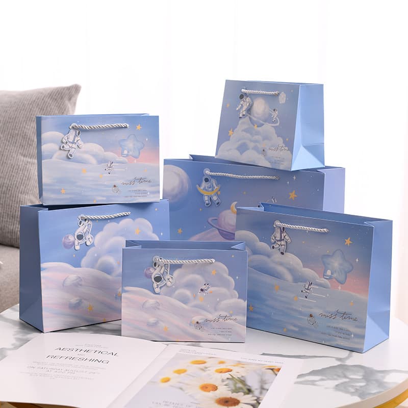 Pewmi genuine authorized gift bag cartoon children's gift bag thickened white card environmentally friendly portable paper rope gift bag