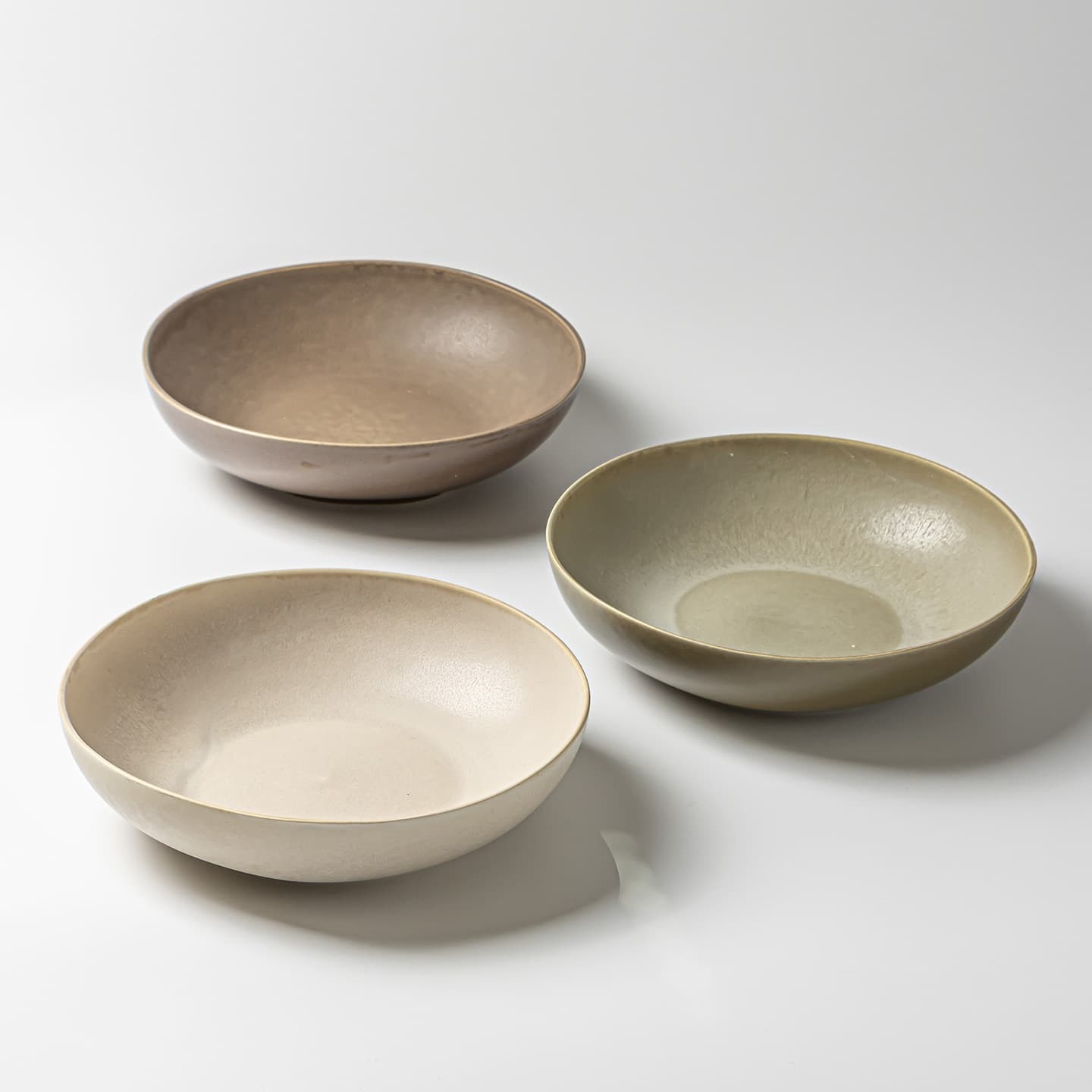 High-looking large bowl household Japanese ceramic tableware vegetable bowl salad bowl restaurant light food bowl round fruit bowl