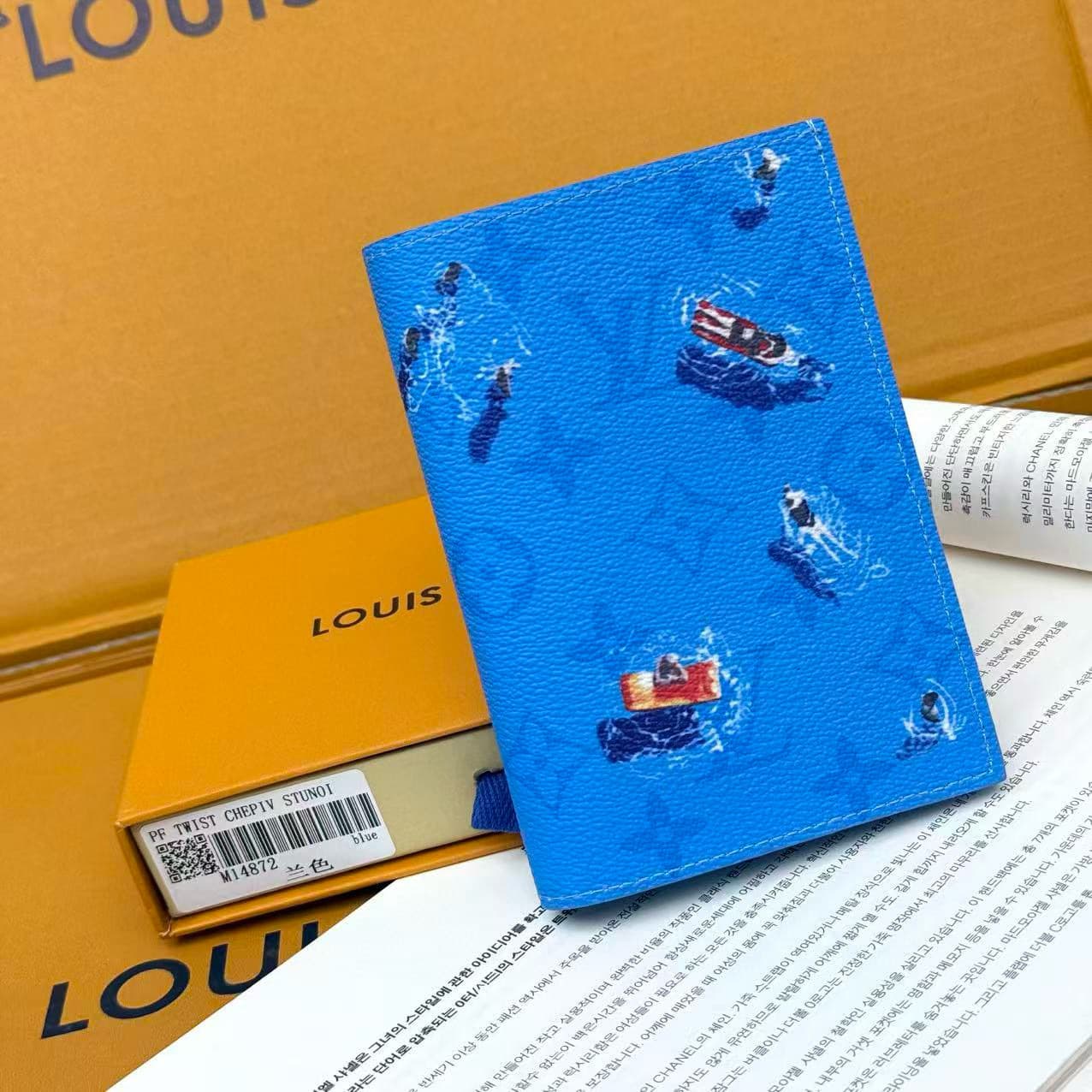 Cross-border Cherry Series LV Passport Cover Cherry Clutch Wallet Card Holder Multi-slot Wallet Passport Cover with Box
