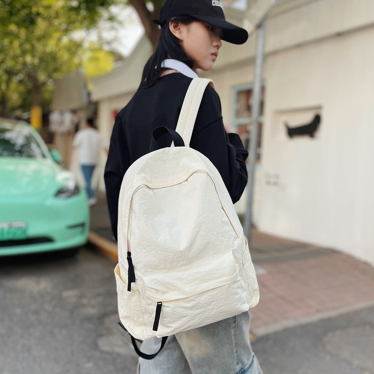 Japanese-style solid color backpack for male college students, versatile and minimalist travel backpack, large-capacity laptop backpack for female high school students