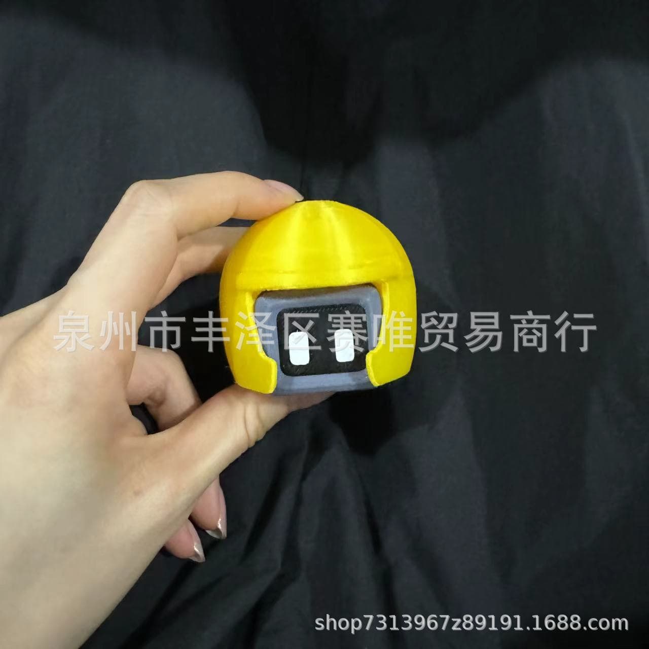 New Cross-Border Cute Helmet Car Toy Helmet Car Toy Car Robot Toy Decoration