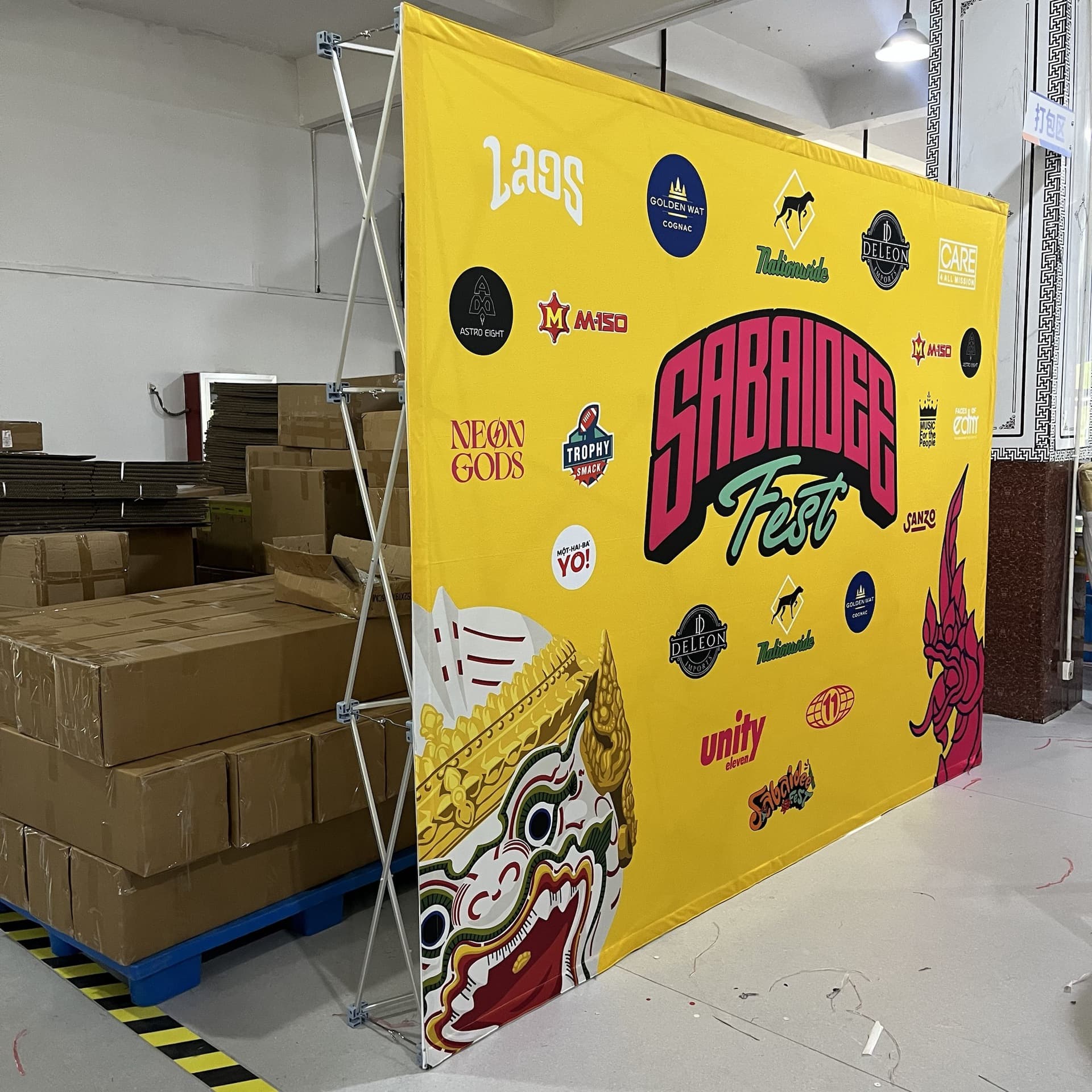 Fabric Pull-Up Banner Stand Aluminum Alloy Advertising Background Signage Wall for Events