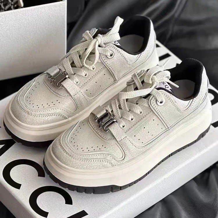 Women's white sneakers casual flats 2025 spring/summer soft leather cracked pattern versatile niche thick sole platform sports shoes
