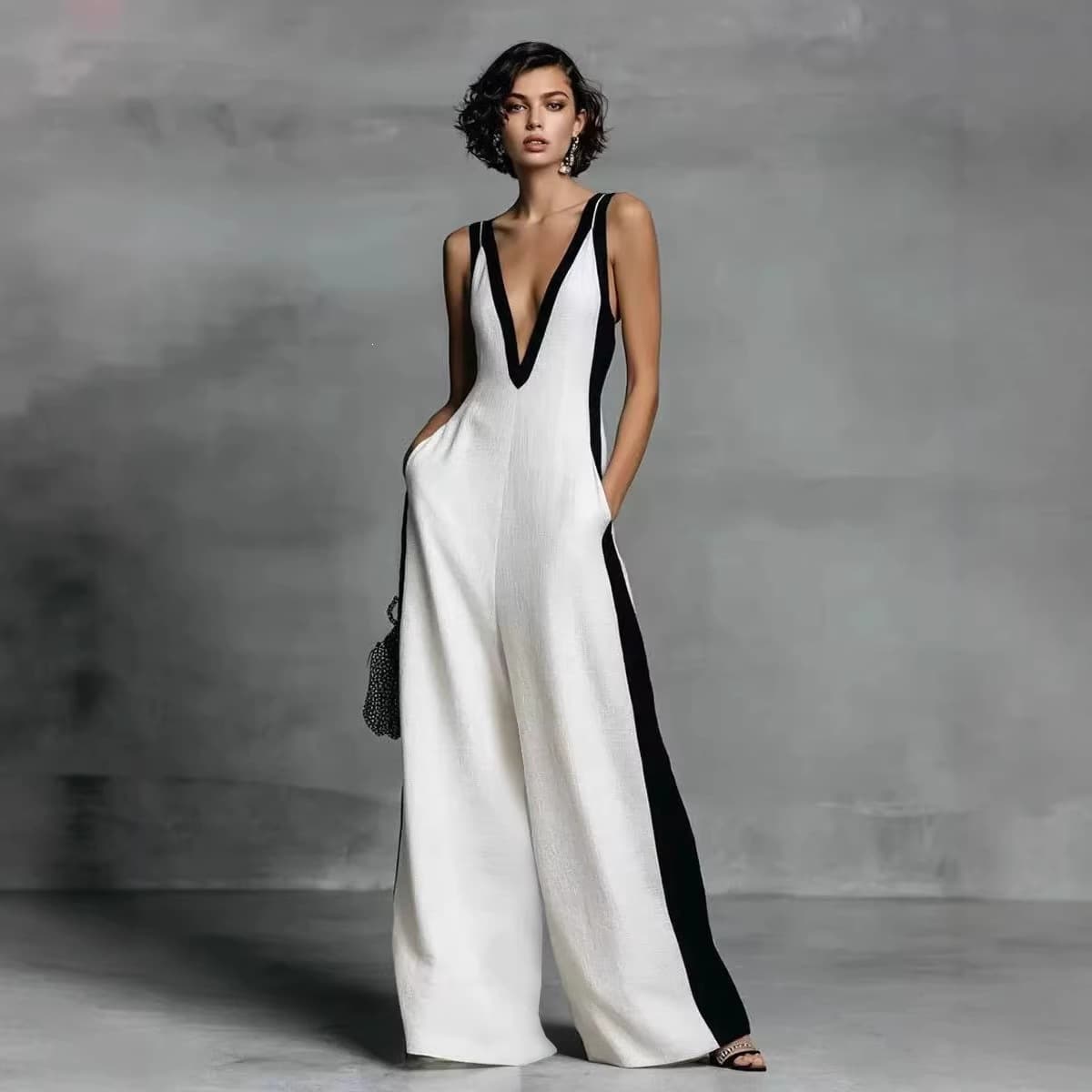 2026 Cross-Border EU & US Summer Fashion Sleeveless Women's V-Neck Contrast Color Wide-Leg Jumpsuit - Light Luxury Premium Look
