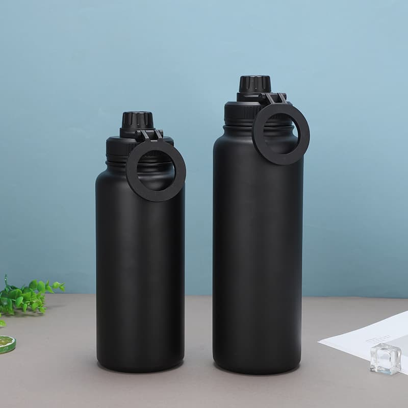 Space Cup Magnetic Suction Bracket Insulated Mug 304 Stainless Steel Outdoor Sports Thermos Large Capacity Travel Bottle Wholesale