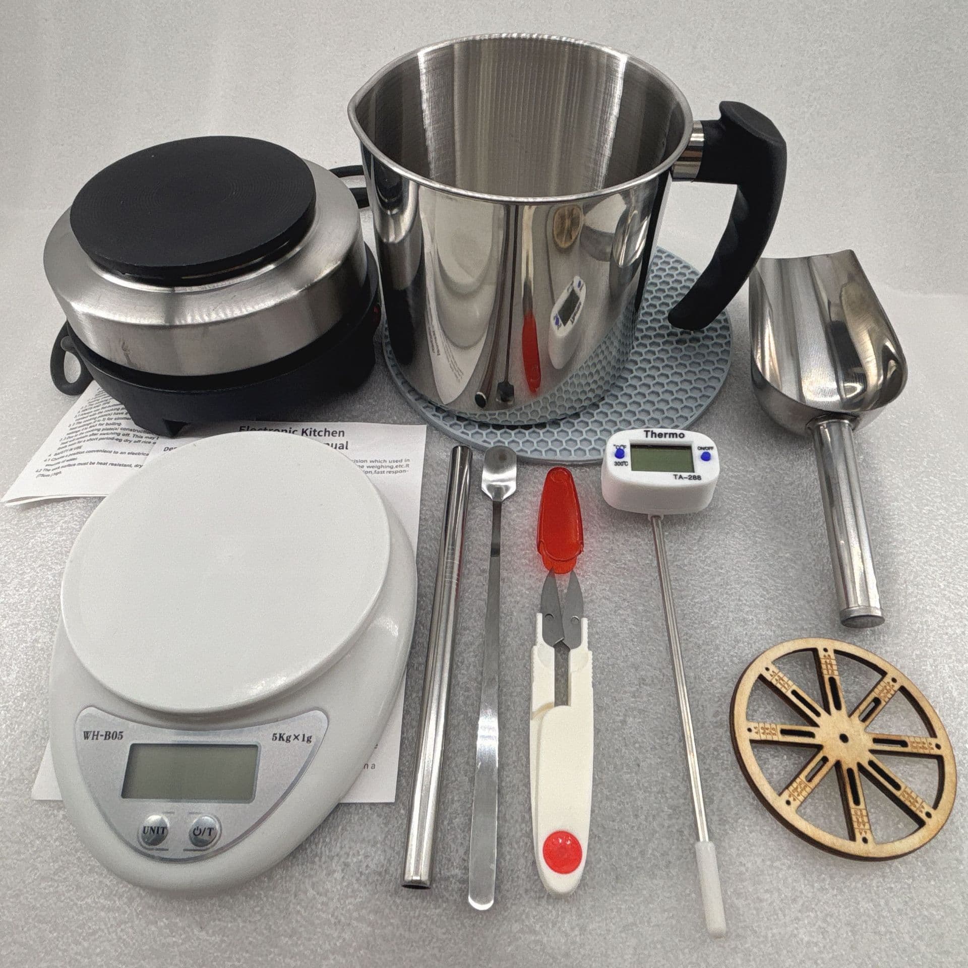 Candle Making Kit 10-Piece Set DIY Aromatherapy Candle Materials Soy Wax Handmade Candle Cup Wax Sheets