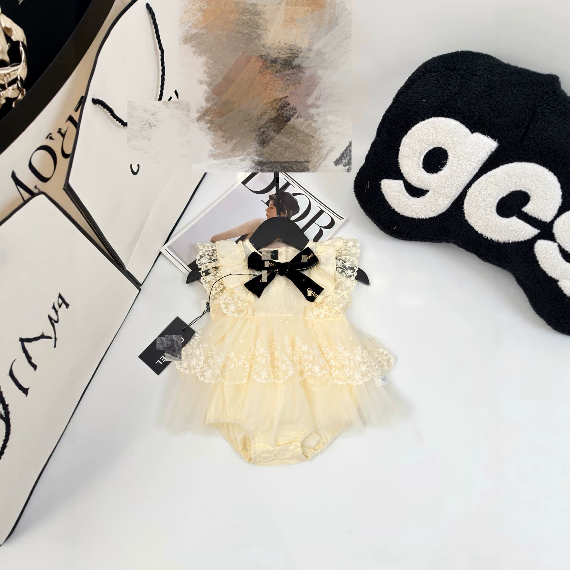 Summer baby clothing, stylish Korean style newborn one-piece clothes, lace bow, ass-covering dress, baby girl's crawl suit