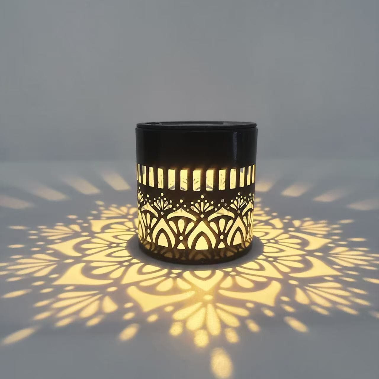 New cross-border product: Solar-powered wrought iron garden wall lamp, garden decoration, courtyard projection lantern, wall light.