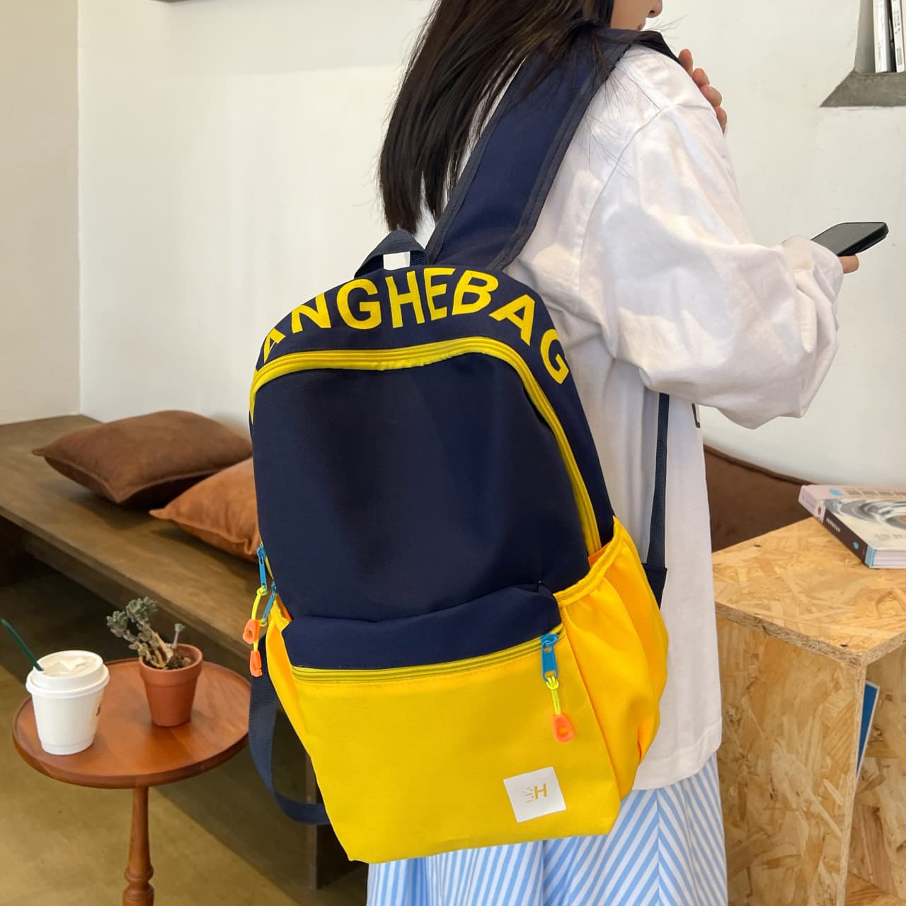 Korean version of elementary school schoolbags for fifth and sixth grade boys and girls, high-looking and versatile campus contrasting color backpacks for junior high and high school students