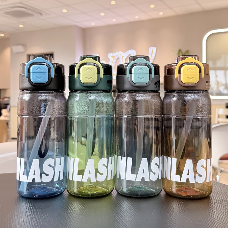 Large capacity water cup for boys sports fitness kettle high temperature resistant portable outdoor summer plastic cup student straw cup