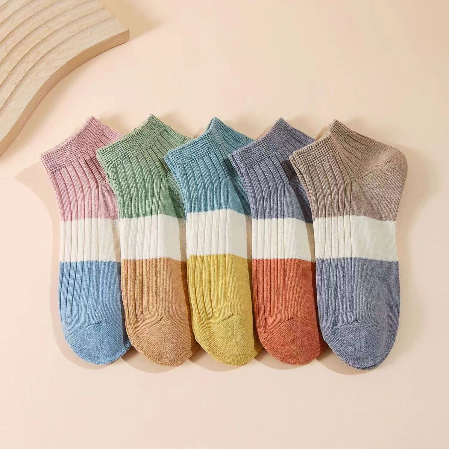 Socks for women, stitched color socks, fashionable women's boat socks, spring, summer and autumn shallow socks, sweat-absorbent breathable sports socks