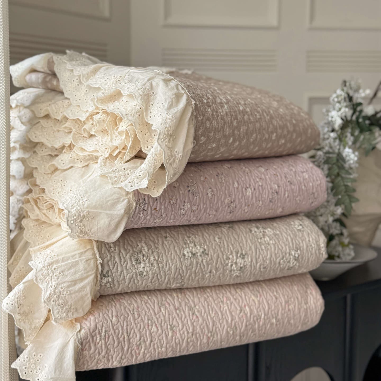French oversized lace 100% cotton quilted quilted bed cover three-piece set with the same style quilt cover can be used in all seasons