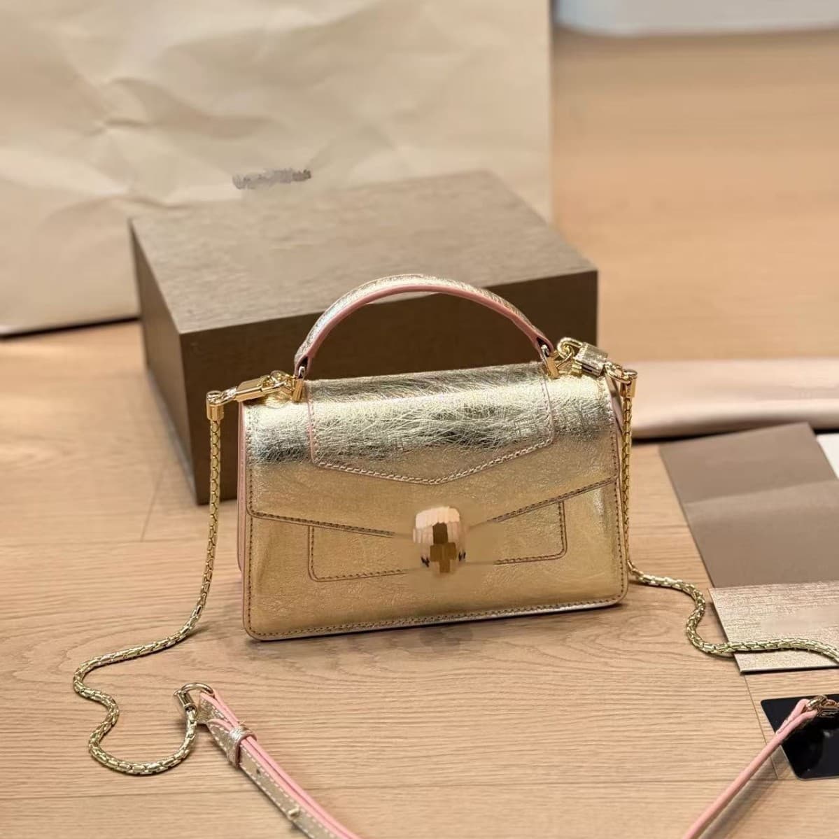 Bvlgari Serpenti Gold and Silver New Snakehead Chain Bag for Women Metallic Texture Wholesale Cross-border Full Set Packaging