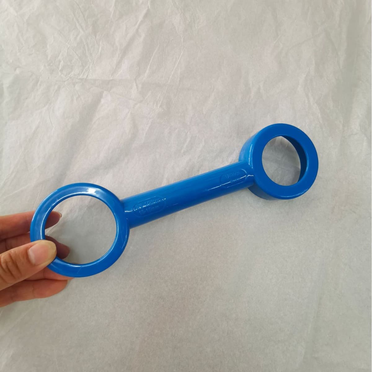 New Portable Roller Paint Brush Cleaner Tool with Paint Scraper and Recycling Ring for Home Use
