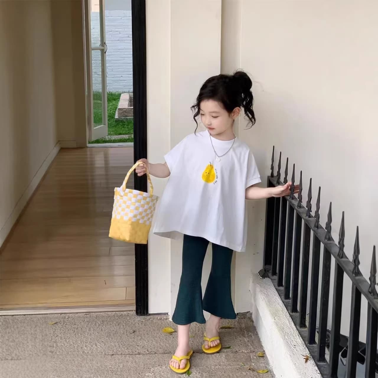 2026 Girls Summer New Cartoon Pear Print T-Shirt and Flared Pants Two-Piece Set Stylish Korean Style Children's Summer Clothing