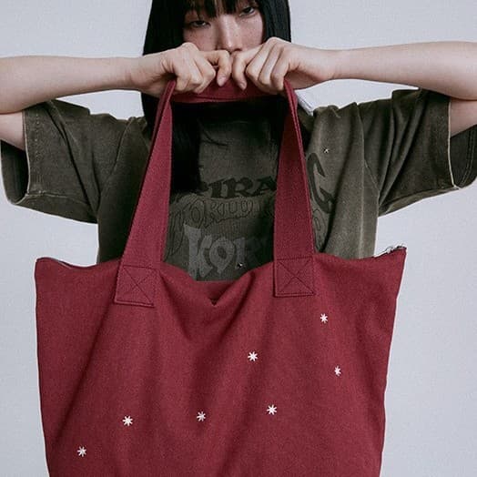 BTS Korean Idol Style Wine Red Reversible Canvas Star Print Commuter Shoulder Bag