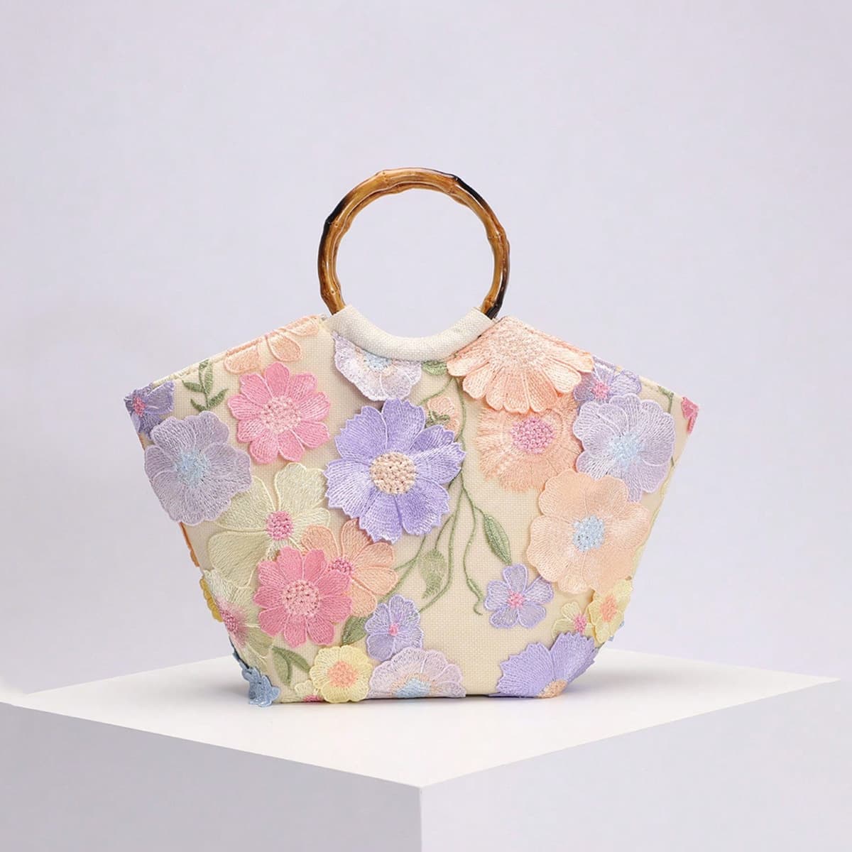 Beach Vacation Style Women's New Embroidery 3D Applique Sequins Floral Bamboo Handle Handbag Elegant Tote Bag