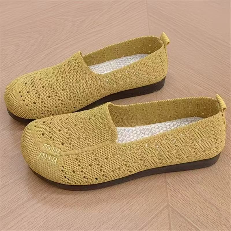 Old Beijing Cloth Shoes New Style Women's Slip-On Lazy Shoes Soft Sole Casual Mother Shoes Low Top Hollow Bean Shoes