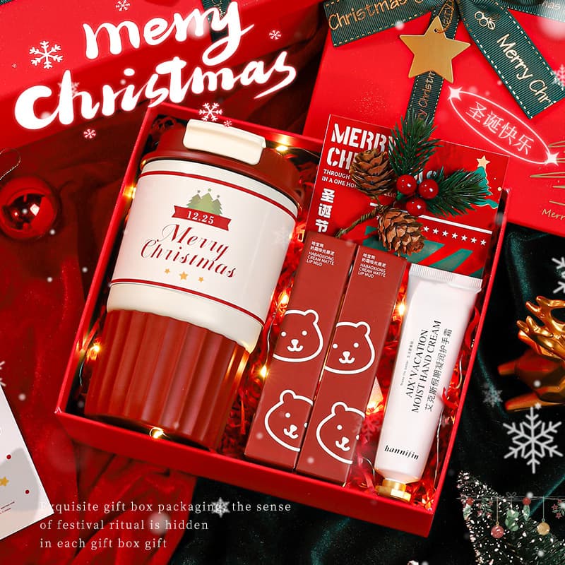 Christmas gifts for girls. Practical high-end thermos cup Christmas Eve gift box packaging for girls.