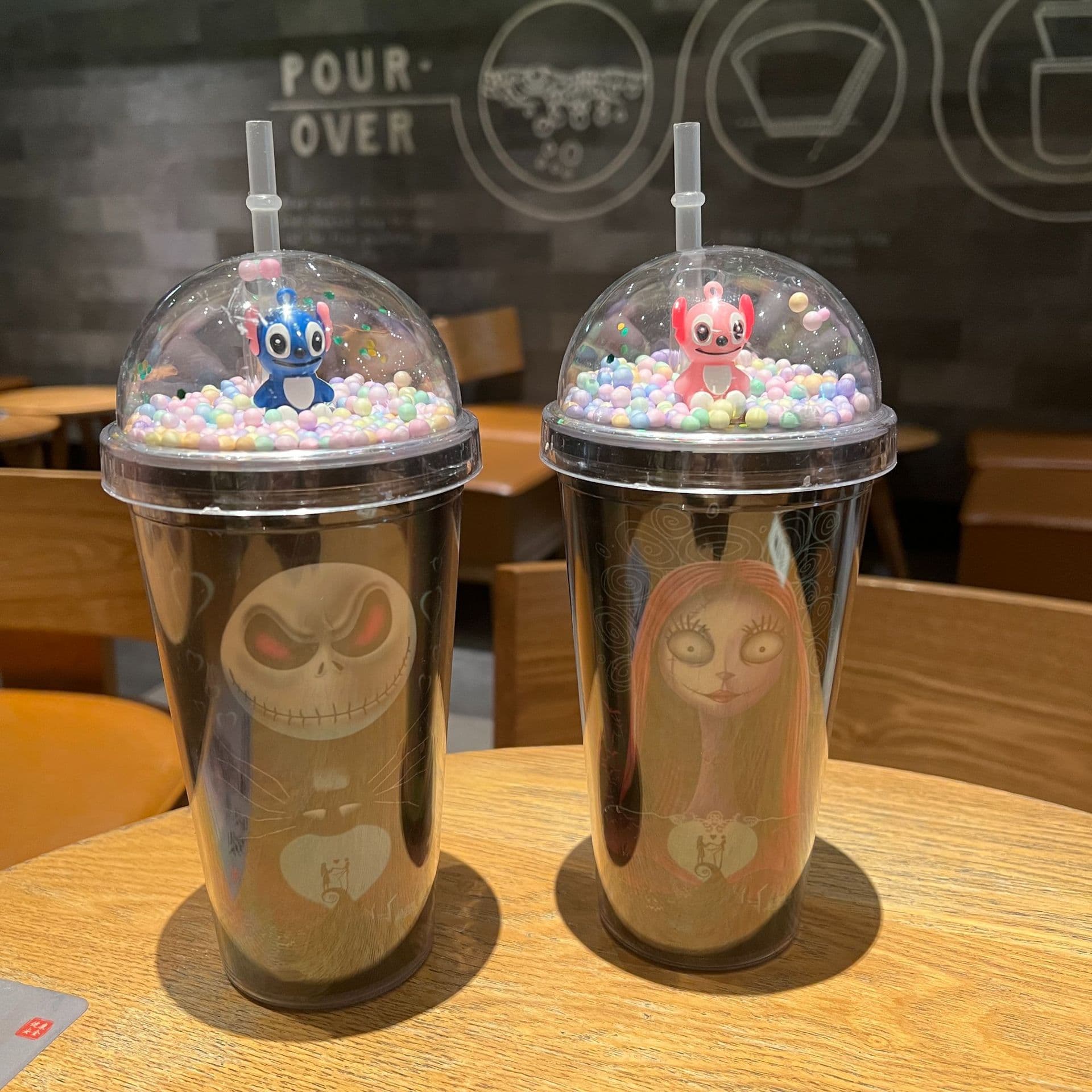 Cross-border new high-looking summer internet celebrity Stitch cartoon plastic water cup straw cup double layer Halloween