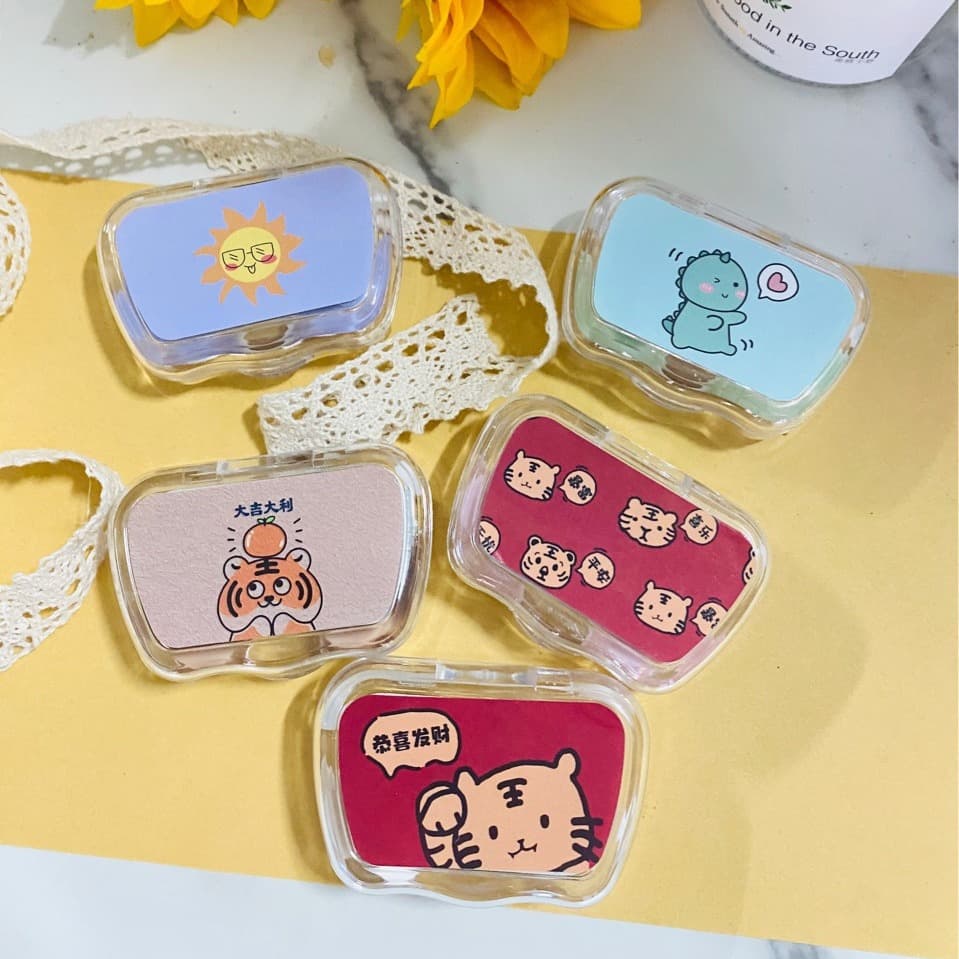 New Cartoon Portable Contact Lens Case Simple Cute Contact Lens Case with Mirror Contact Lens Care Companion Box