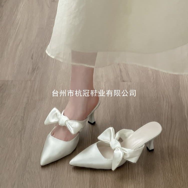 New Chinese-Style Satin Pointed-Toe High Heels 2025 Summer Bowknot Stiletto Shoes Elegant Fashion Closed-Toe Mules for Women