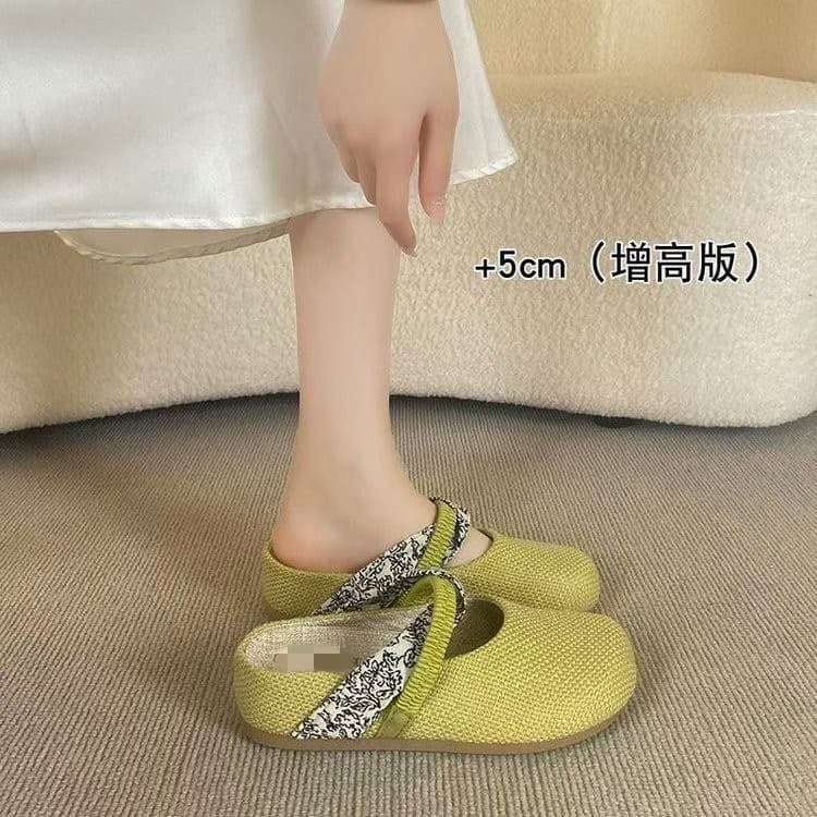 Thick-soled raised braided Birkenstock half-slippers for women's summer outer wear 2026 new lazy one-legged linen sandals