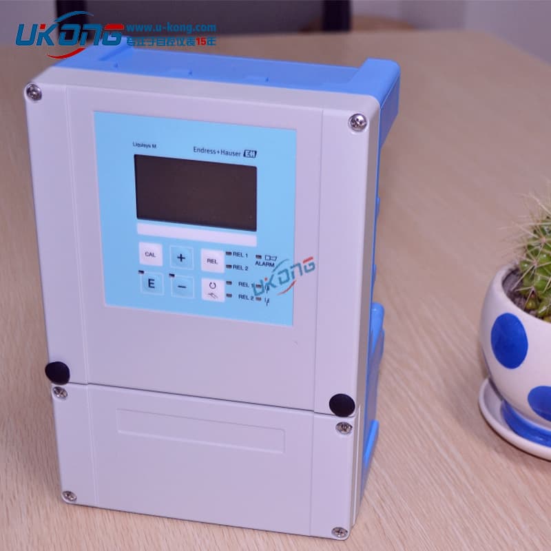 E+H dissolved oxygen transmitter COM253-DX0015 sensor instrument