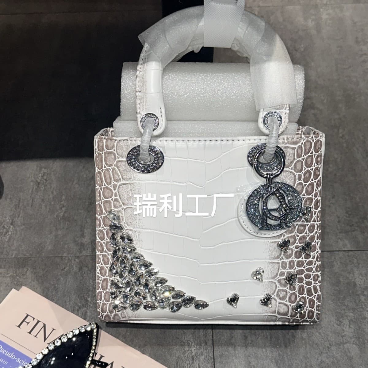Premium Quality - Microfiber Fabric Crossbody Women's Bag New Style Lady Dior Bag with Rhinestone Pendant Handbag High-End Look