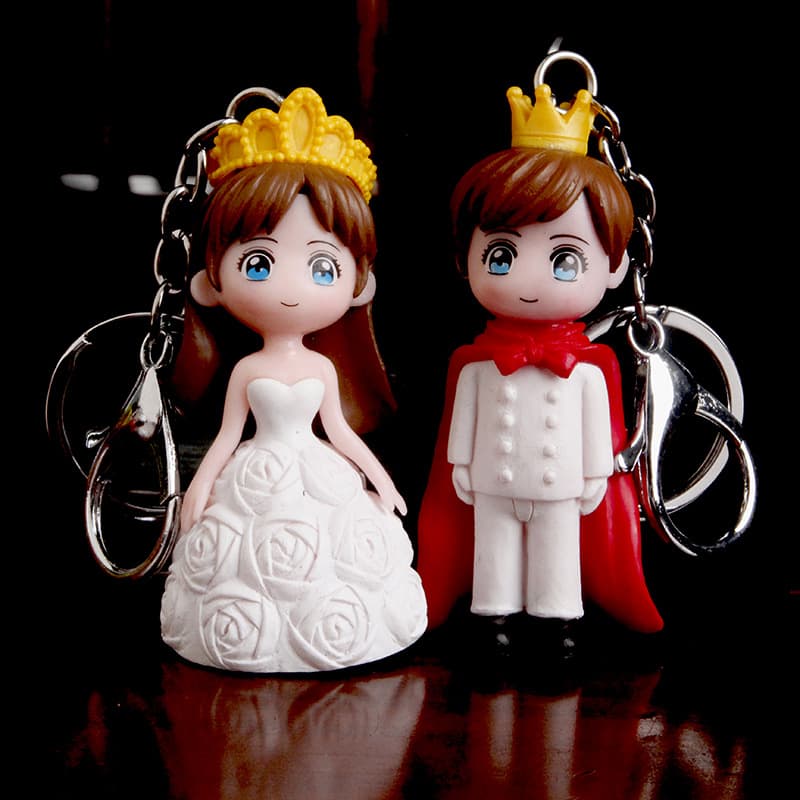 Wedding Gift Accessories Key Chain Cute Cartoon Couple Little Girl Bride and Groom Doll Creative Key Chain