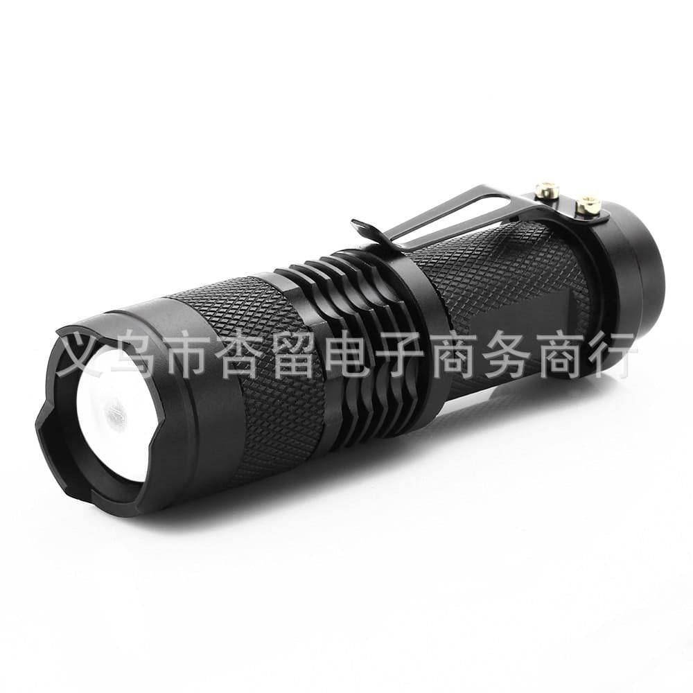 LED strong light No. 5 3-speed retractable flashlight SK68 flashlight zoom mini flashlight