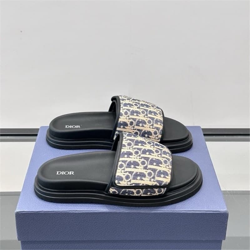 2026 Summer New Original Label Original Box Genuine Leather Slippers Men Light Luxury Slide Indoor Outdoor Casual Versatile Flip Flops
