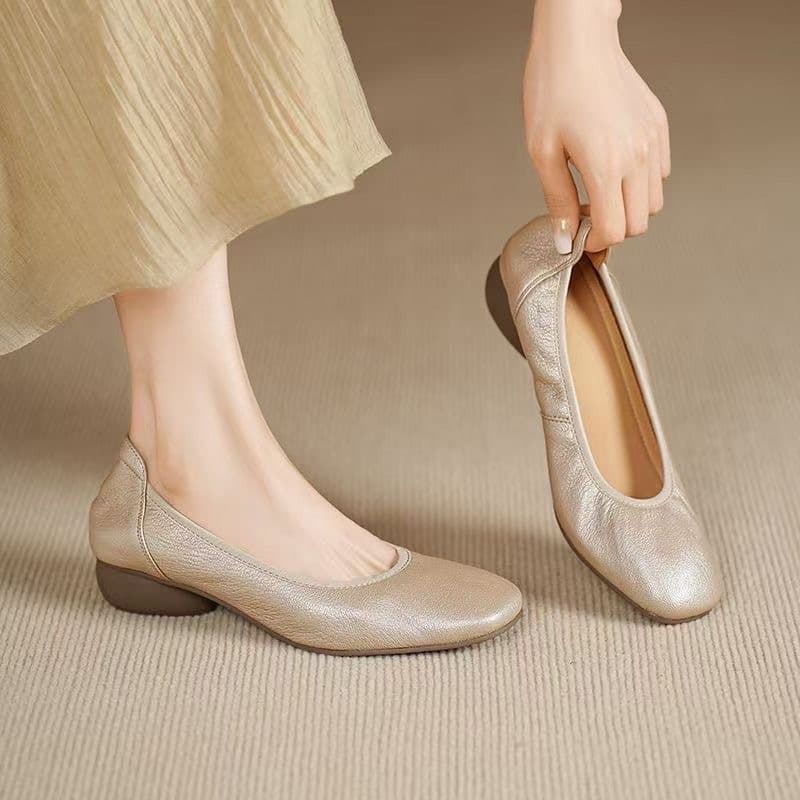 Comfortable 2025 Autumn Soft Leather Soft Sole Women's Shoes Round Toe Thick Heel Low Heel Slip-On Granny Shoes Mom's Shallow Leather Shoes