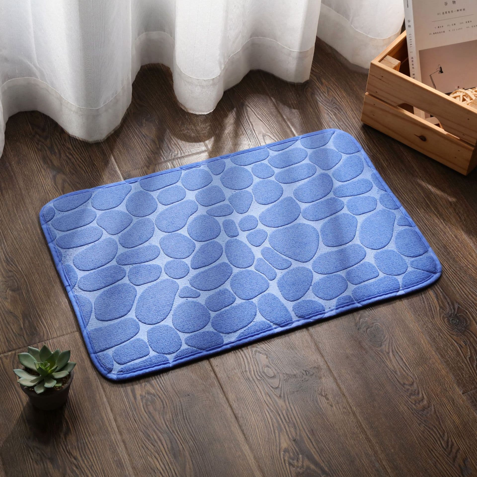 Small Stone Coral Velvet Bath Mat, Water-Absorbent and Non-Slip, Bathroom Door Mat, Small Rug for Cross-Border Amazon Sales