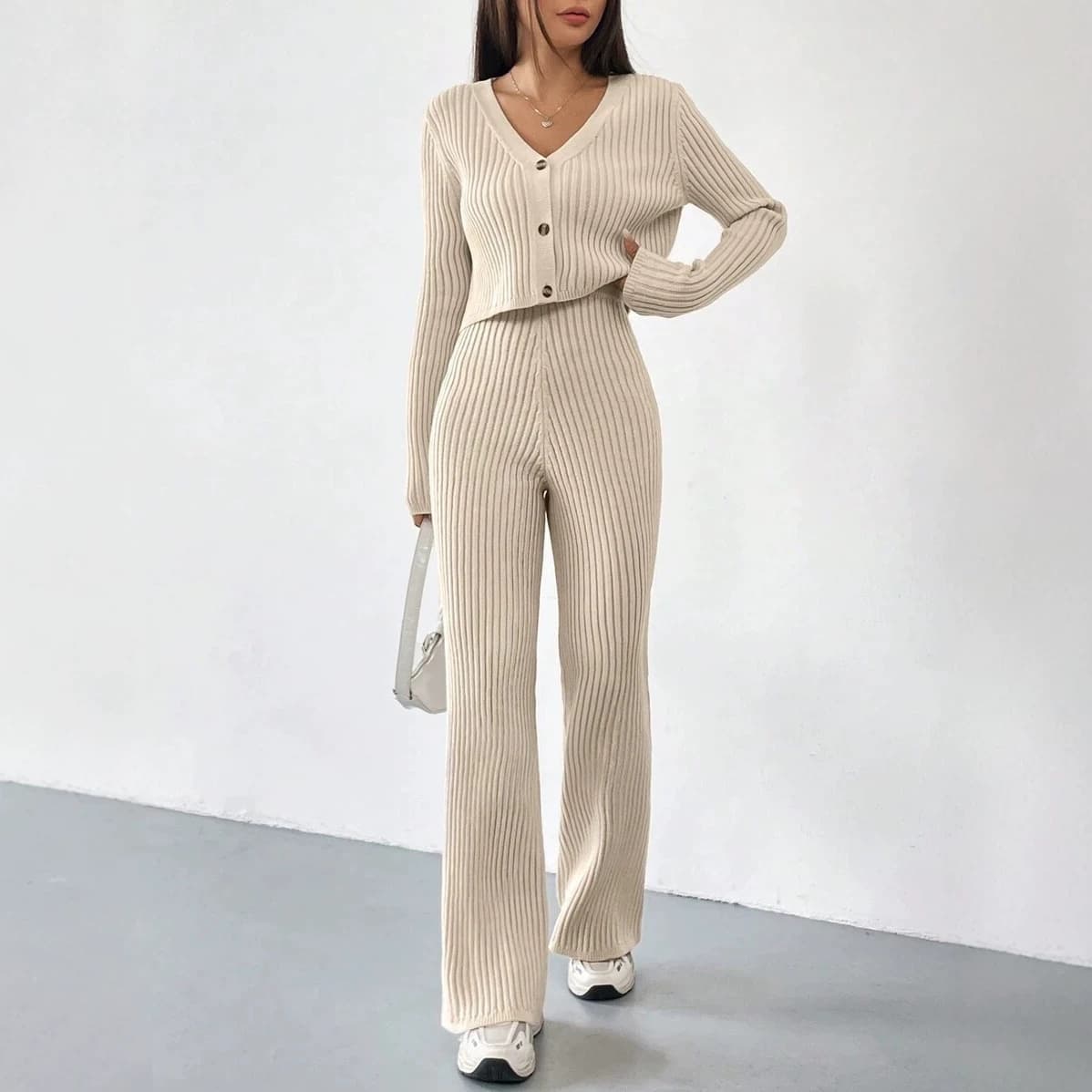 Women's Autumn/Winter Fashionable Knitwear Set: V-Neck Short Cardigan and Wide-Leg Pants, Two-Piece Outfit
