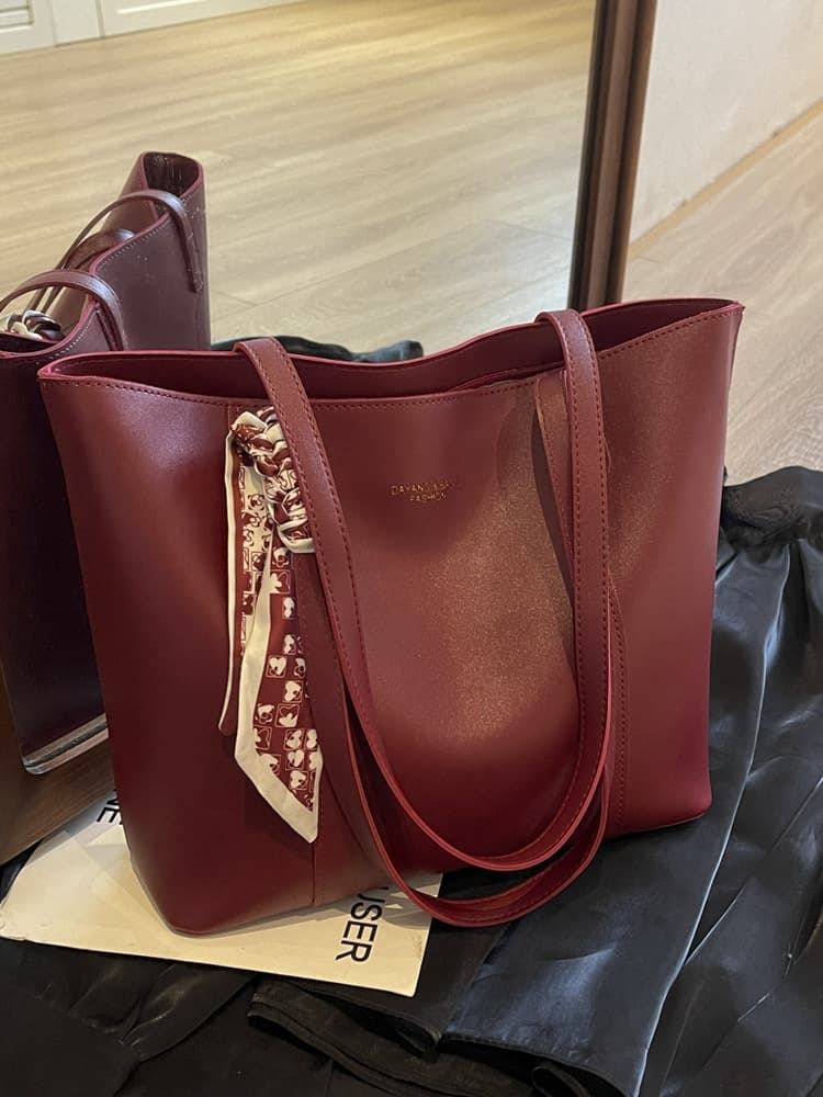 Red large bag for women 2025 new wedding bag wedding bridal bag high-end large-capacity shoulder handheld tote bag