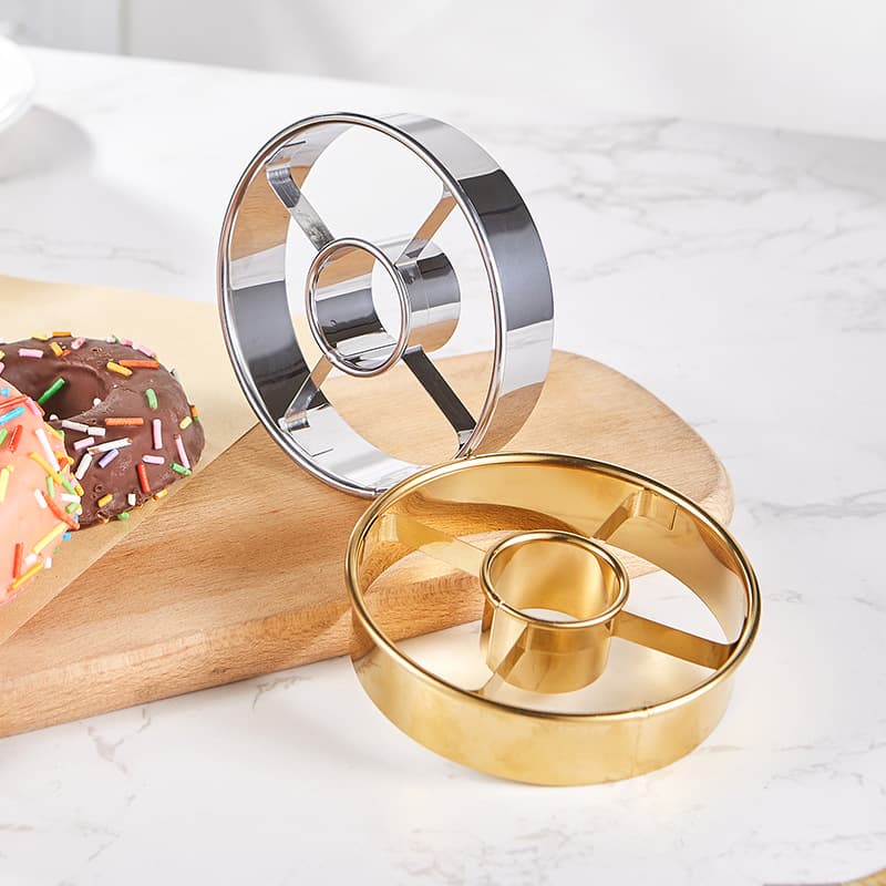 Stainless steel donut molds, kitchen baking mousse round cake cutters, cookie cutters, baking molds