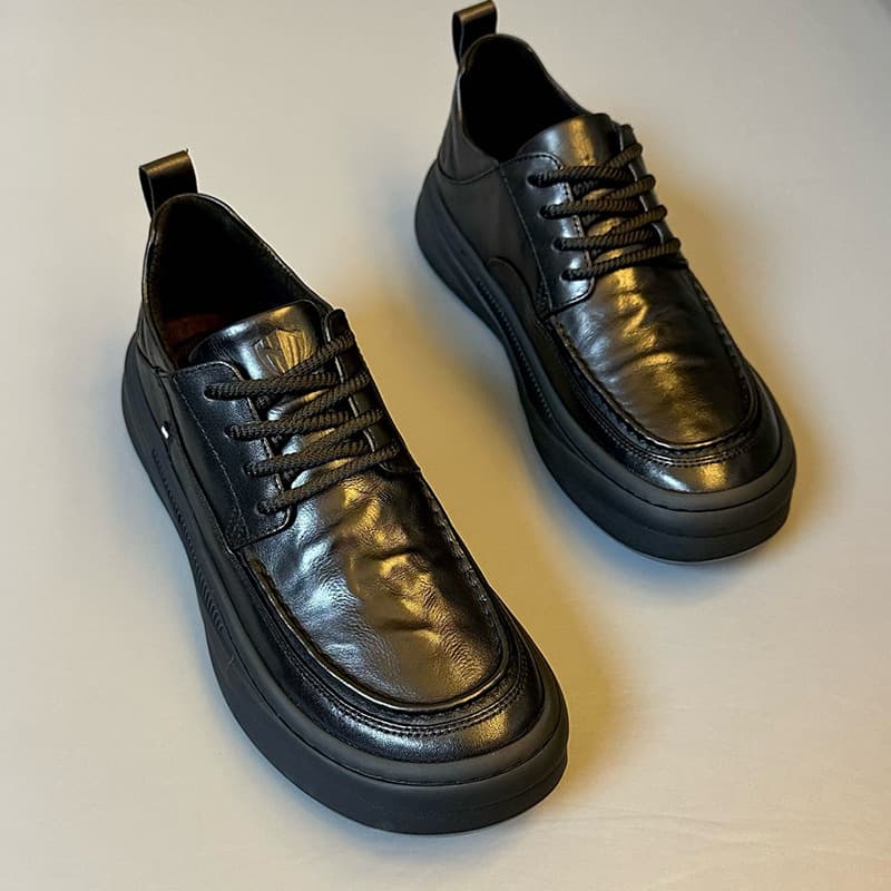 Genuine Leather Casual Dress Shoes for Men 2026 New Spring Autumn Business Fashion Trendy British Style Leather Shoes with Fleece Lining Soft Sole