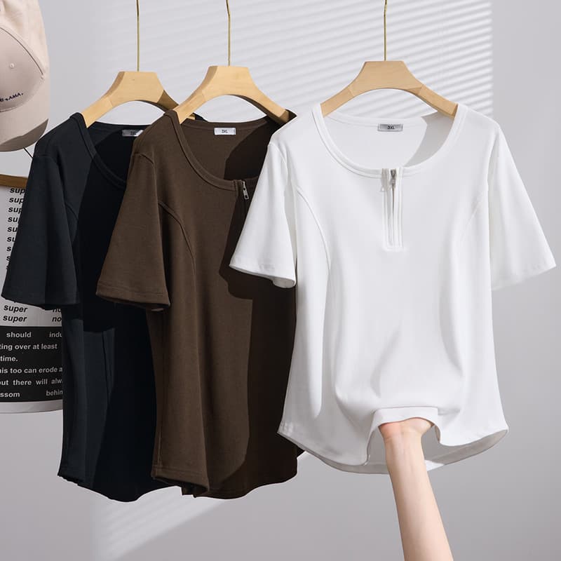 Summer New Style Plus Size T-Shirt for Curvy Women (Up to 200 lbs) - Slimming Round Neck with Straight Shoulders - Short Sleeve Top S5734