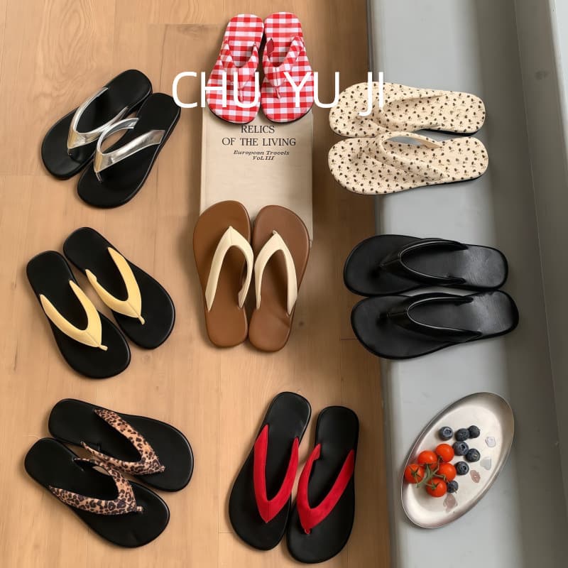 Chuyuji Japanese-style Flip Flops for Women Summer Flat Beach Sandals Anti-slip Comfortable Home Slippers