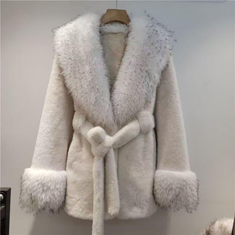 Women's Faux Fox Fur Coat Winter New Short Thick Stand Collar Faux Fur Jacket Eco-Friendly Faux Fur