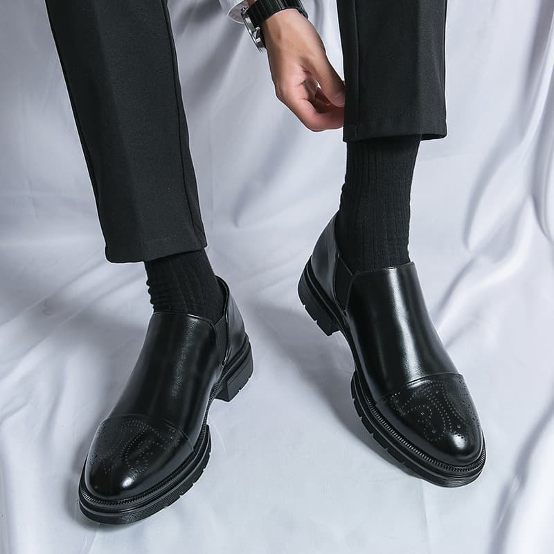 Cross-border Large Size Brogue Leather Shoes for Men 38-46 Business Formal Slip-on Loafers Wedding Shoes