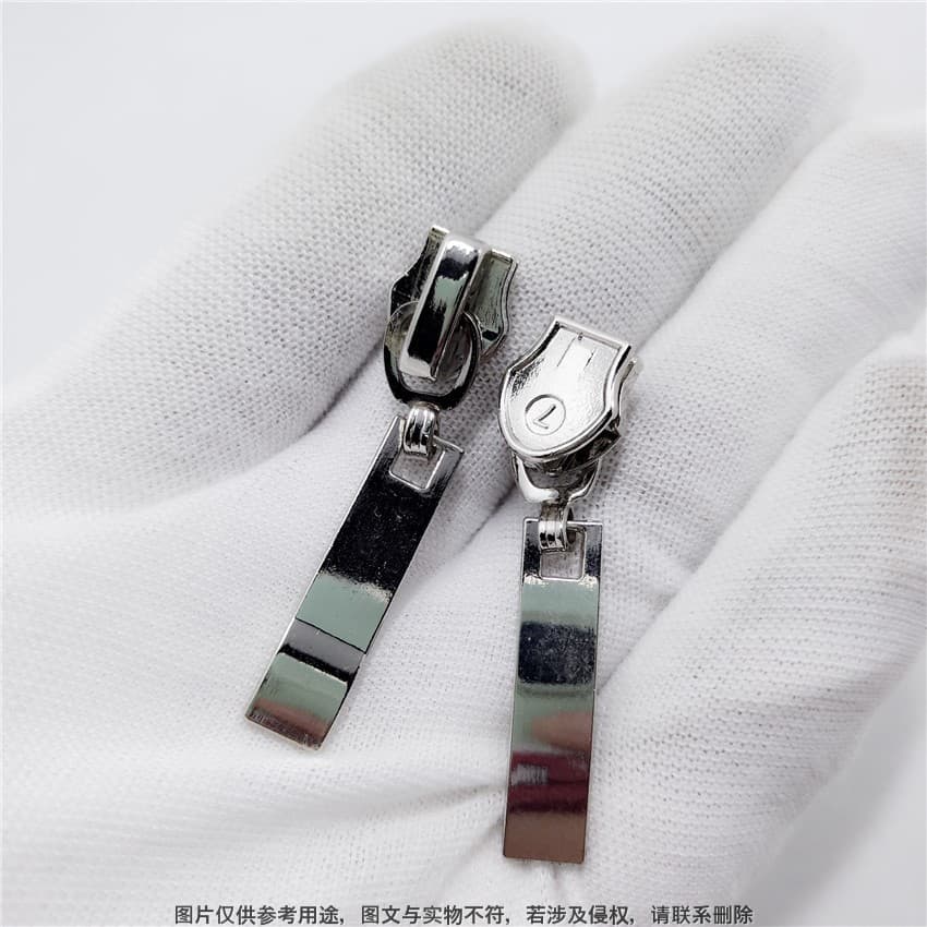 Factory direct custom streamlined zipper pulls, laser-finished zipper heads, boot zipper pulls with logo