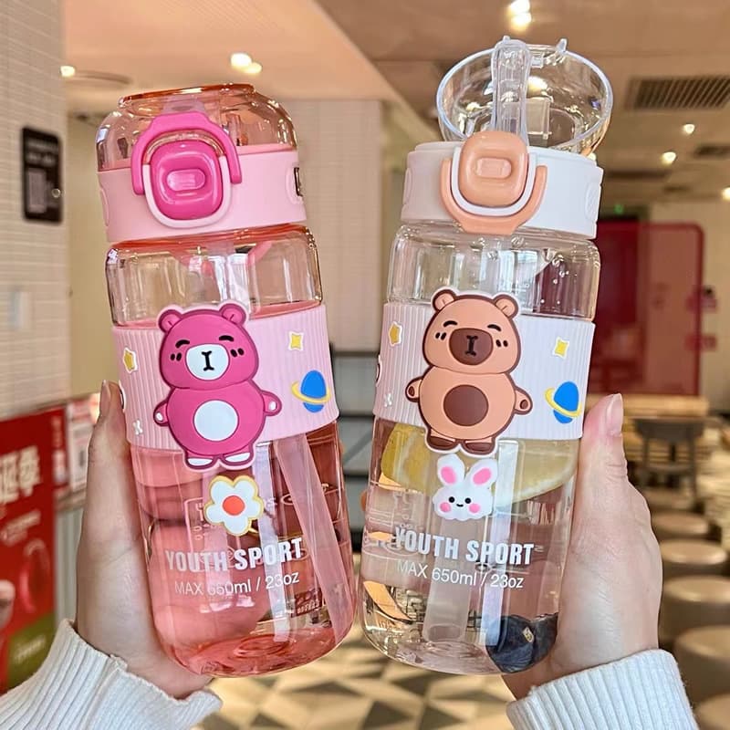 New product girls and children portable straw plastic cup creative doll high-looking cute handle bouncing plastic water cup