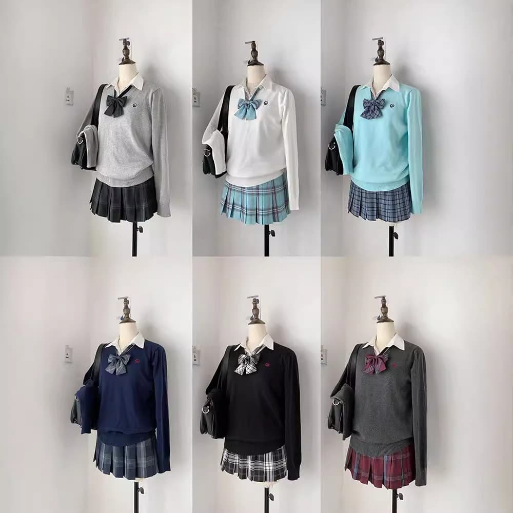 Original Japanese JK uniform style embroidered V-neck long-sleeved sweater, versatile preppy style knitwear, new spring and autumn style.