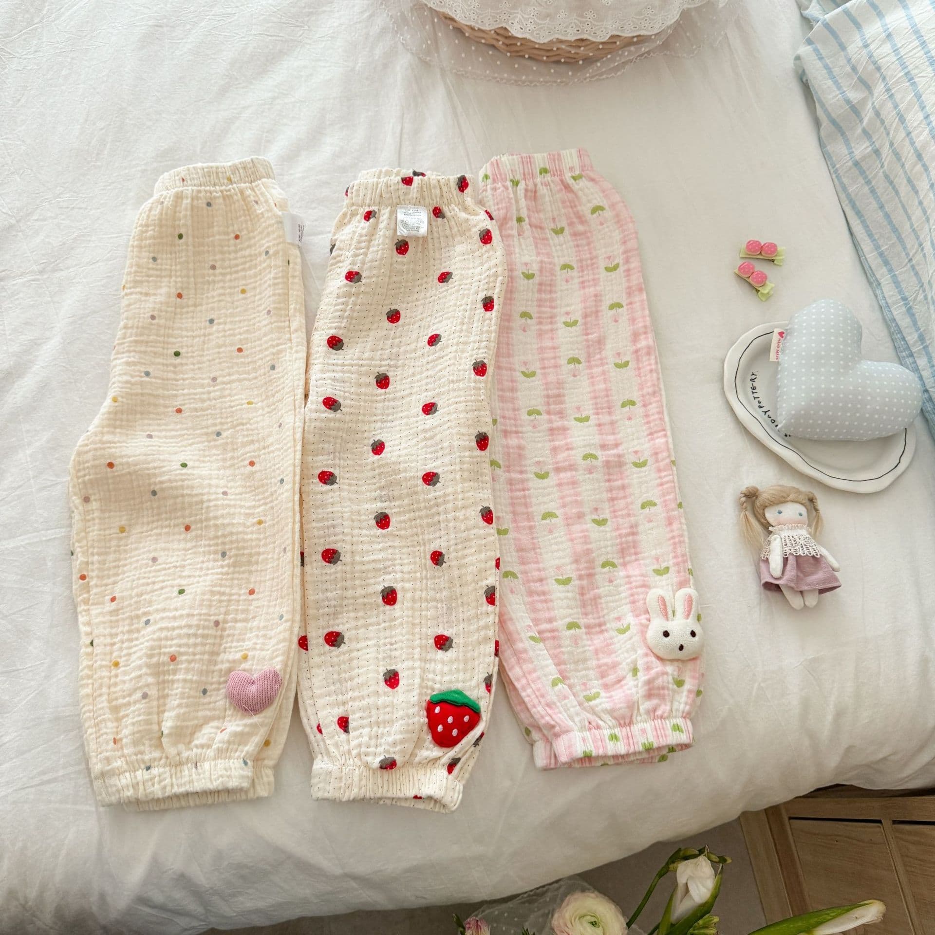 Children's Summer Cotton Anti-Mosquito Pants 2026 Summer New Cute Cartoon Baby Girl Breathable Fashionable Leg-tie Pants Trendy