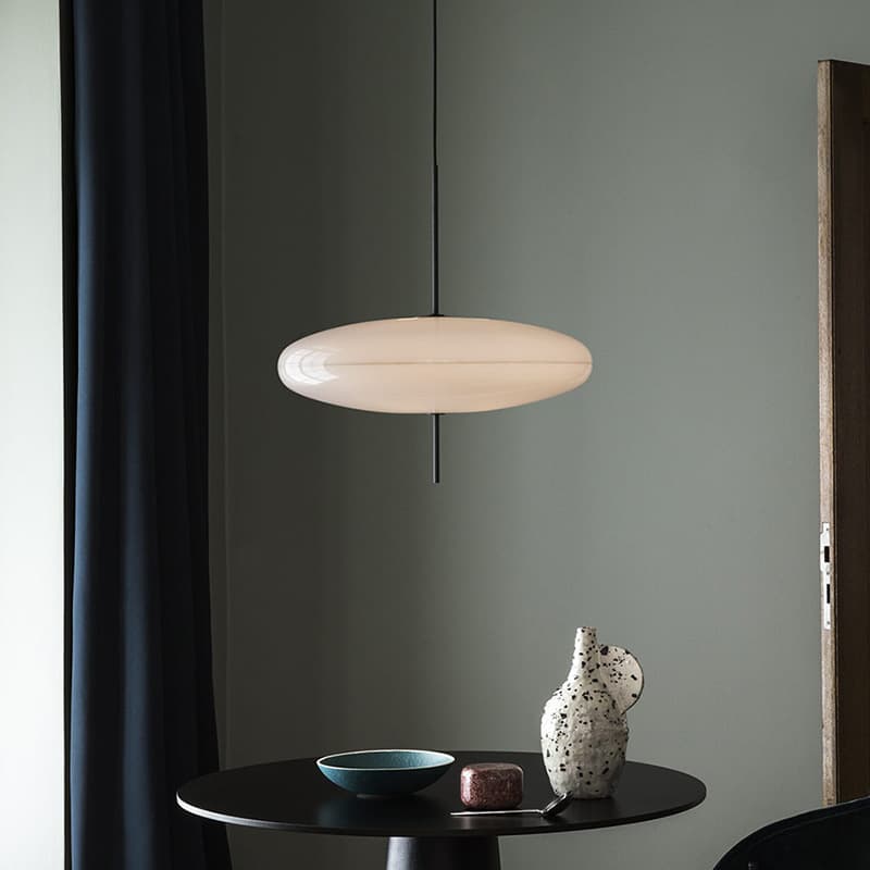 Designer dining room lamp Danish Astep chandelier UFO lamp Nordic modern art retro study bedroom chandelier